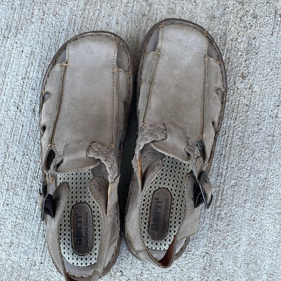 BORN Fisherman Sandals Waterproof comfy Tan womens size 9/40.5 - Picture 4 of 6